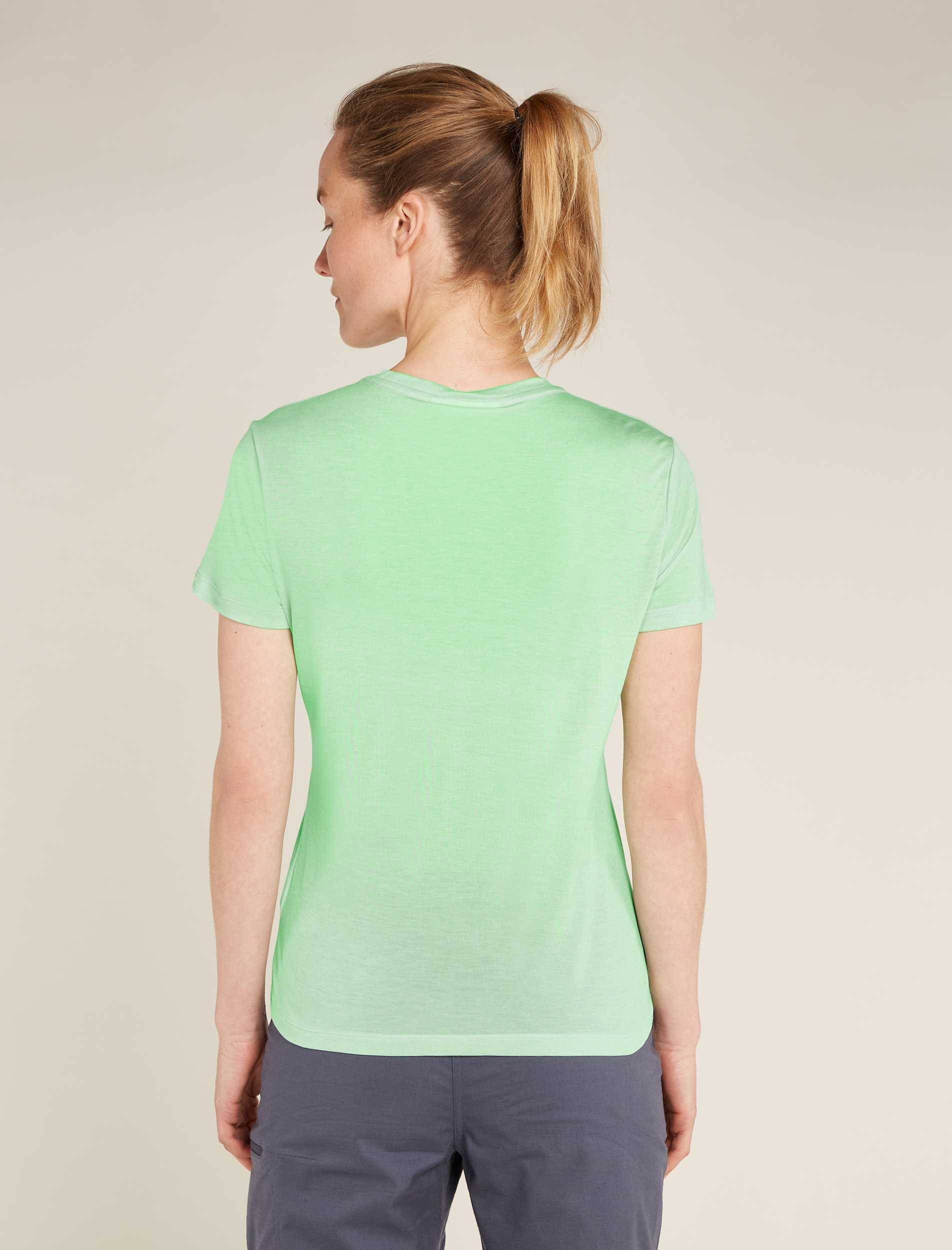 ICEBREAKER W Mer Core SS Tee Plume GLASS – Bild 6