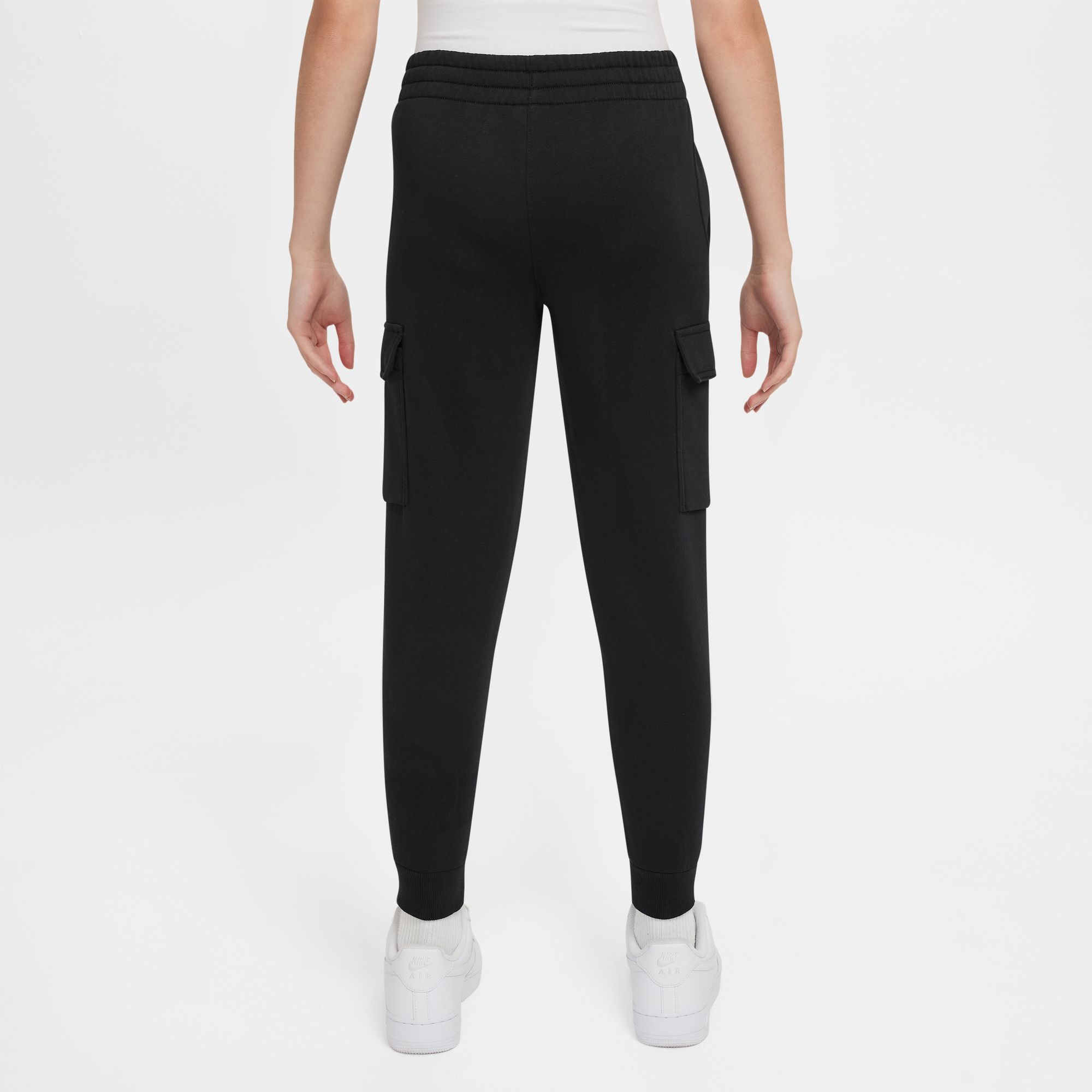 NIKE K NSW CLUB FLC CRGO PNT LBR BLACK/BLACK/WHITE – Bild 2