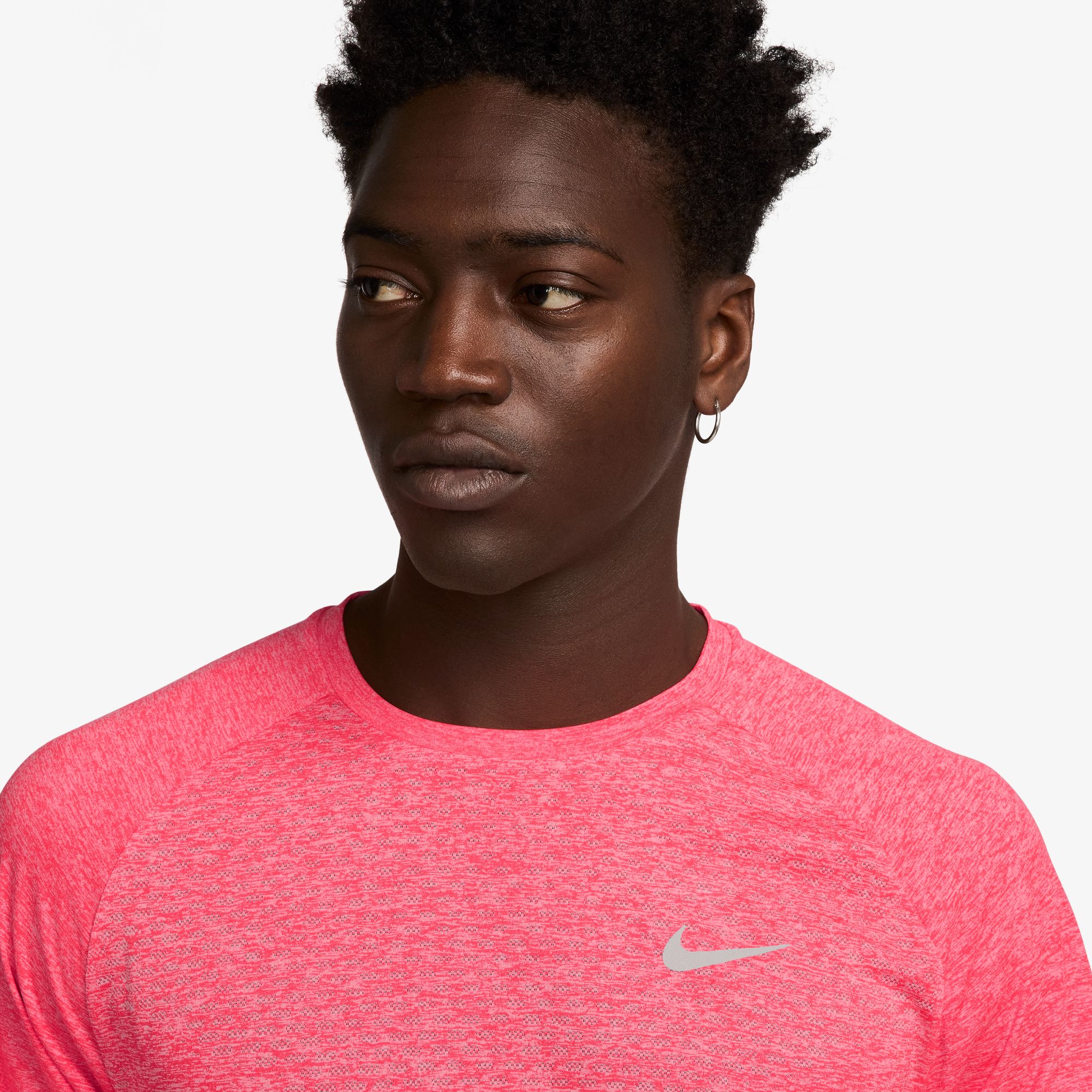 NIKE M NK DFADV STRIDE SS TOP BRIGHT CRIMSON/HTR/REFLECTIVE – Bild 3