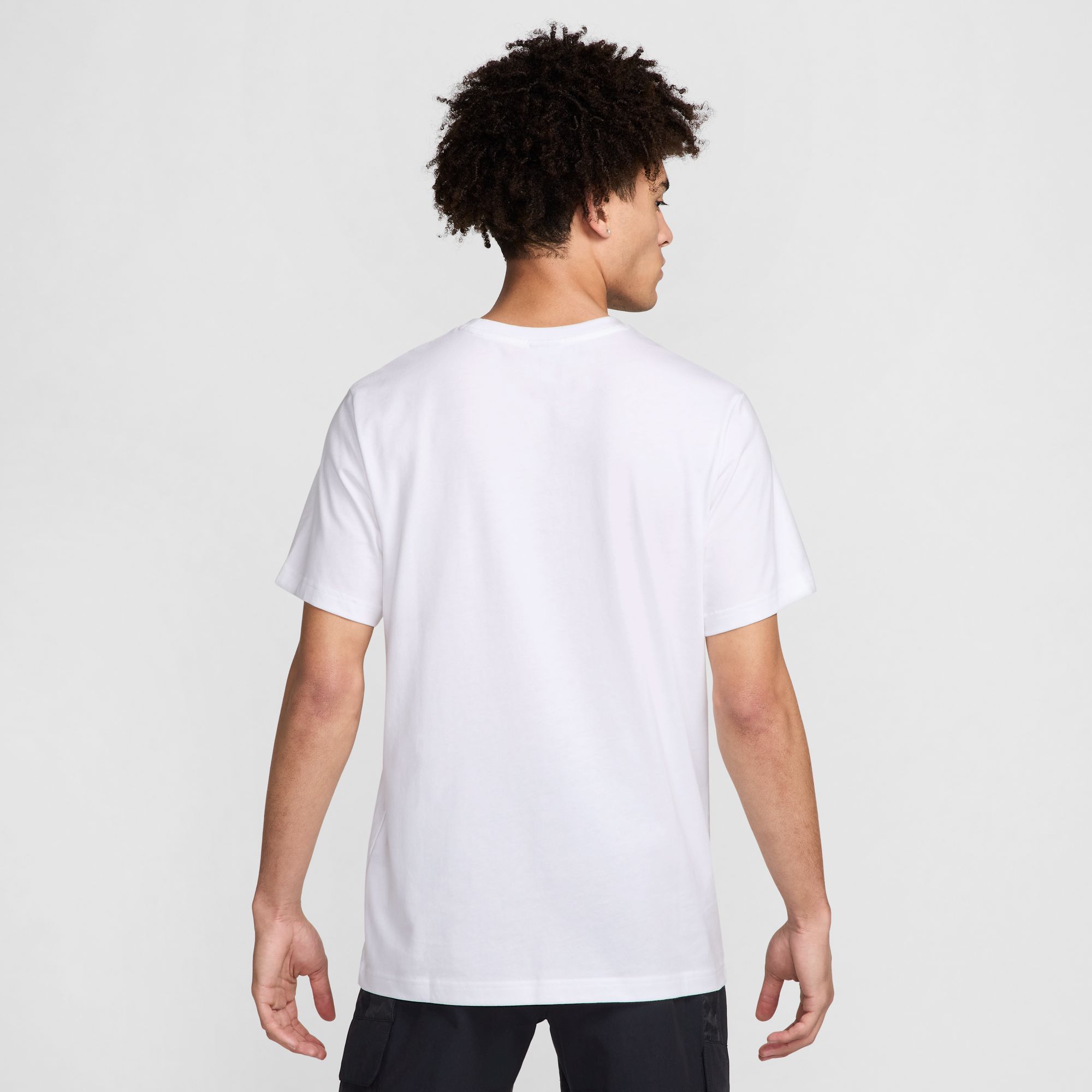 NIKE M NSW SW AIR GRAPHIC TEE WHITE/BLACK – Bild 2