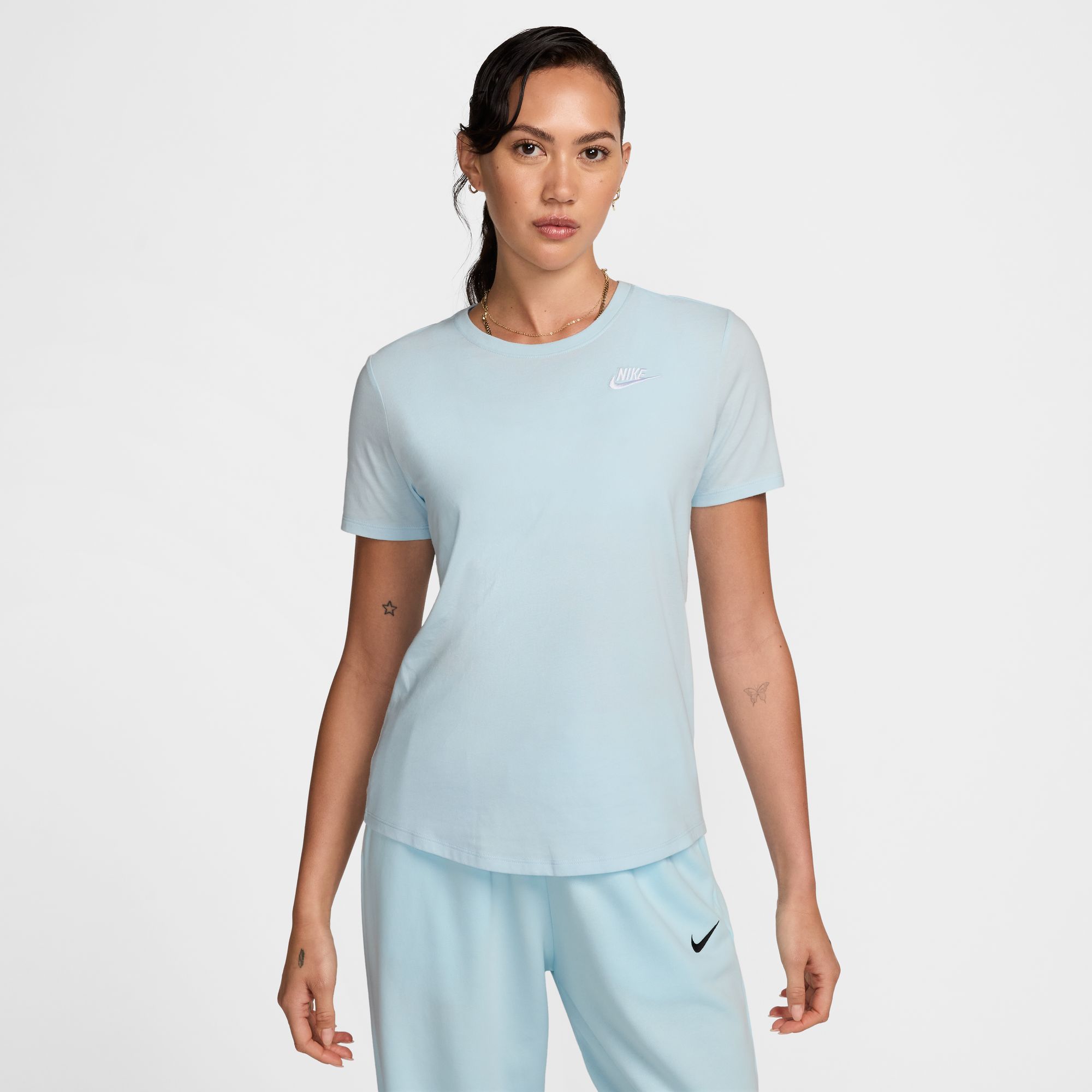 NIKE W NSW CLUB SS TEE GLACIER BLUE/WHITE