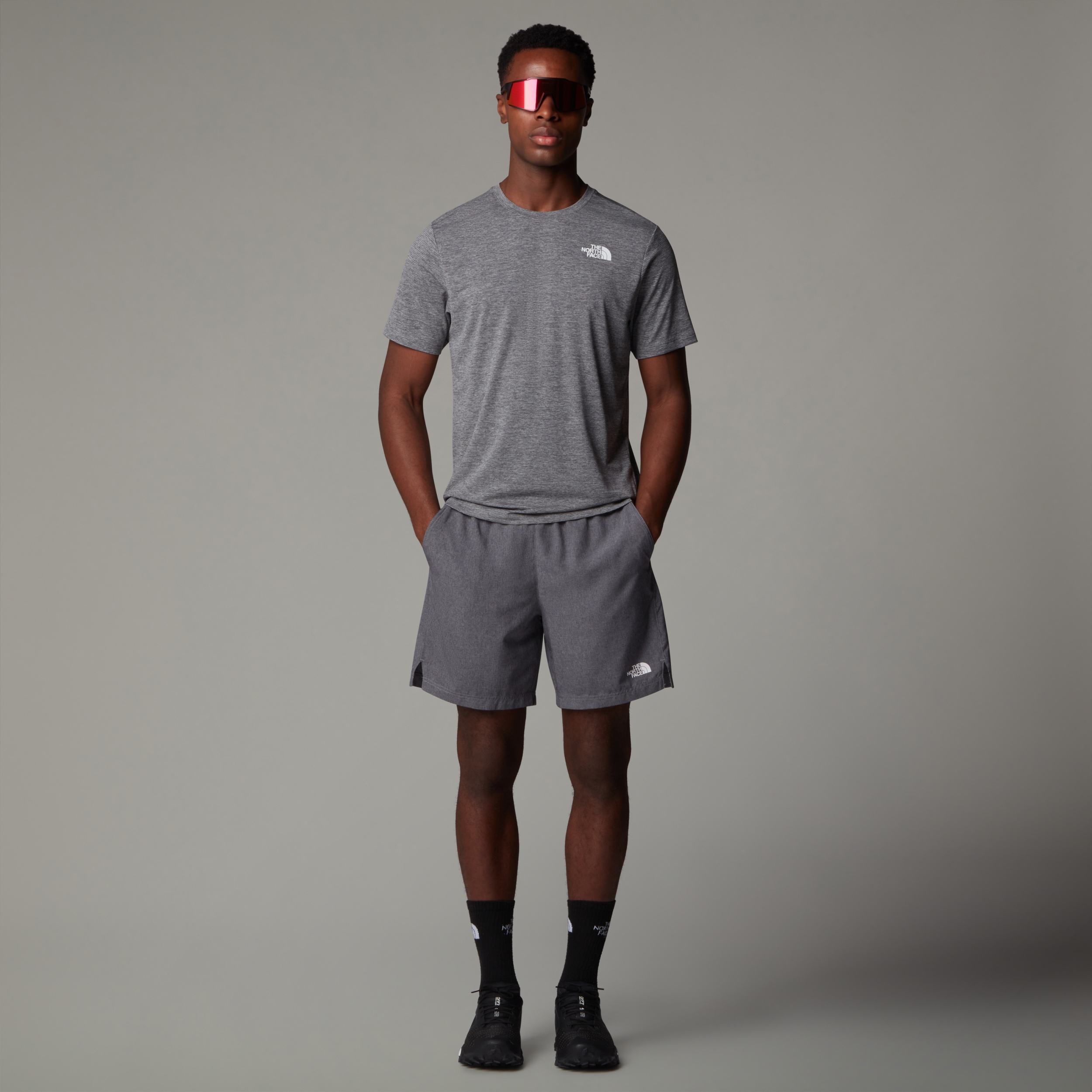 THE NORTH FACE M 24/7 S/S TEE REG TNF MEDIUM GREY HEATHER – Bild 5