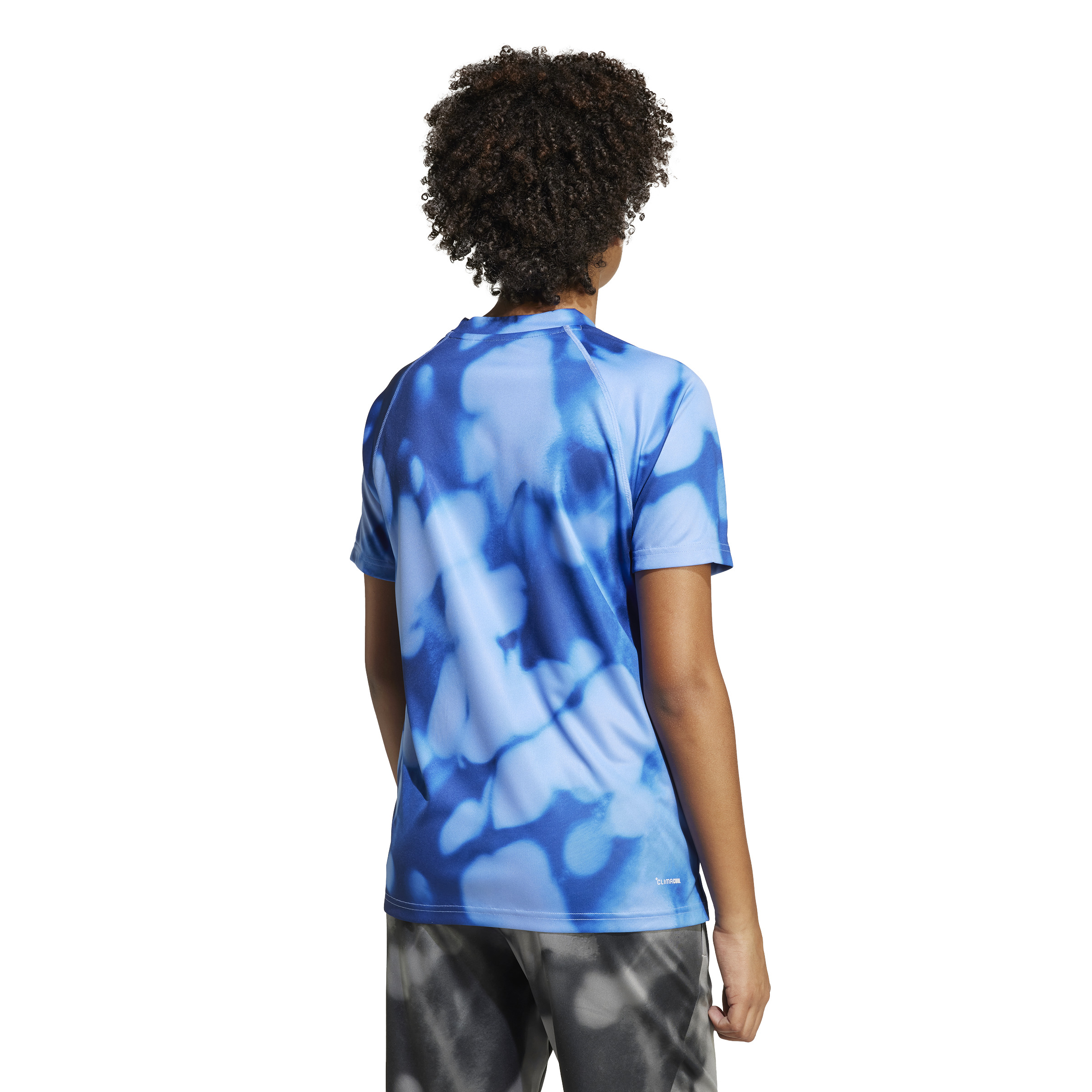 ADIDAS J SPR AOP 2 TEE ROYBLU/DKBLUE – Bild 3