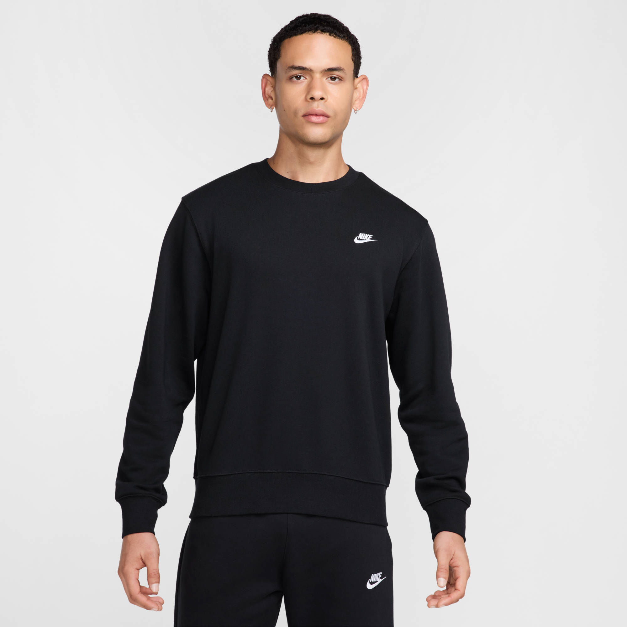 NIKE M NK CLUB FT CREW BLACK/WHITE