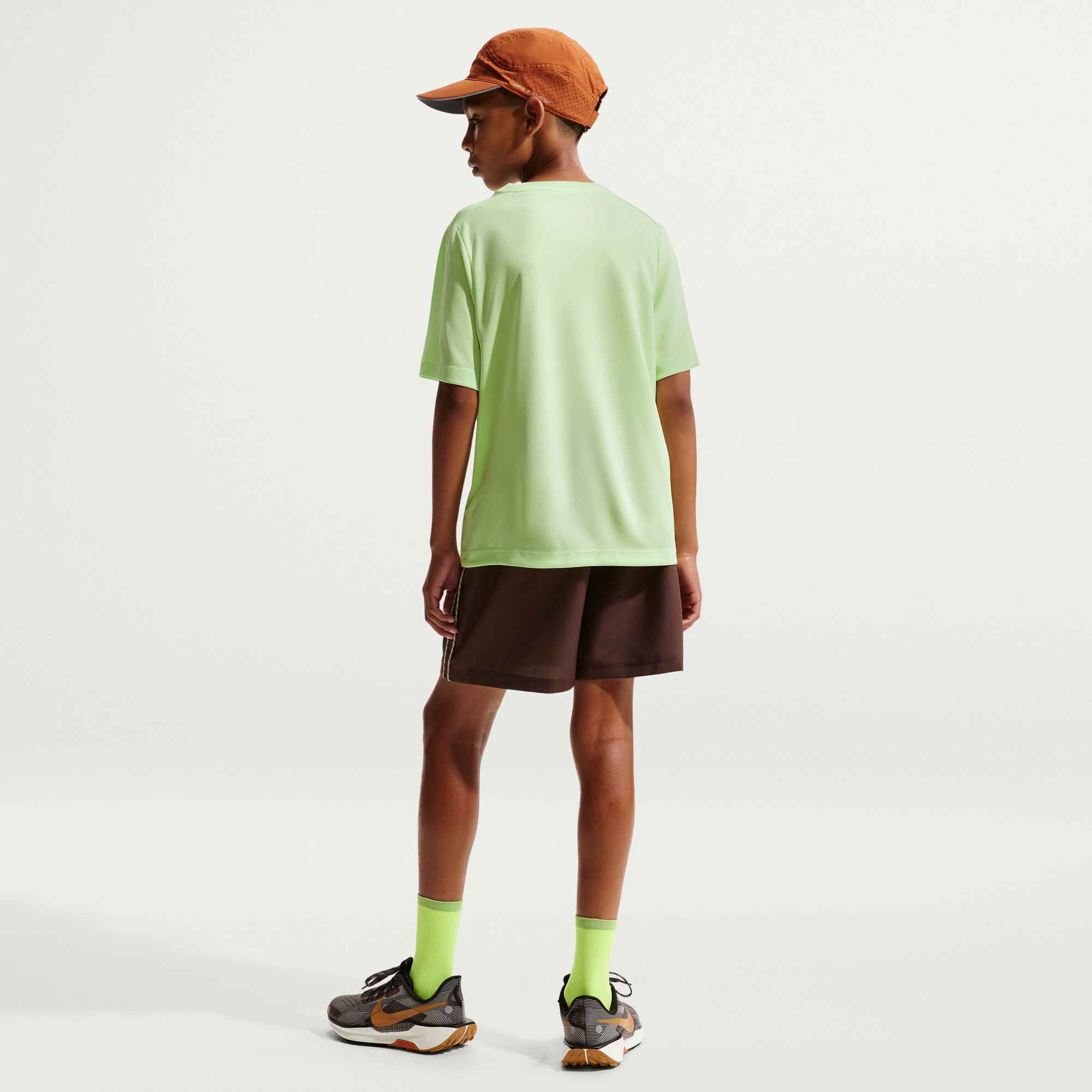 NIKE B NK DF MULTI SS TOP HBR LT LIQUID LIME/WHITE – Bild 2