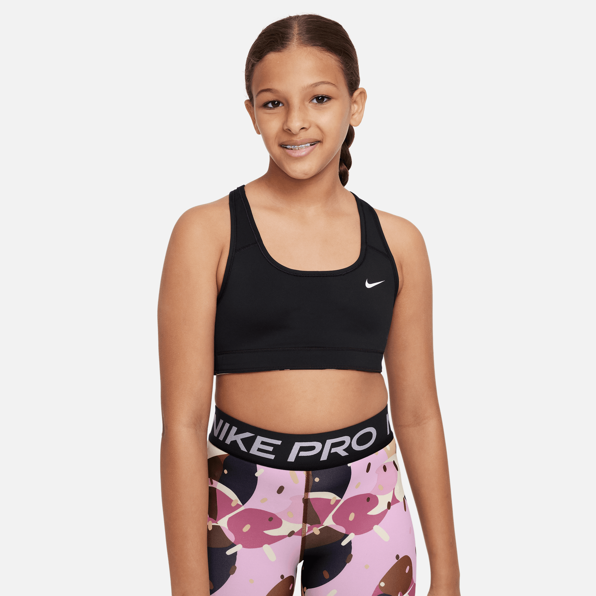 NIKE G NK SWOOSH REV BRA PER AOP PECAN/BLACK/WHITE – Bild 2