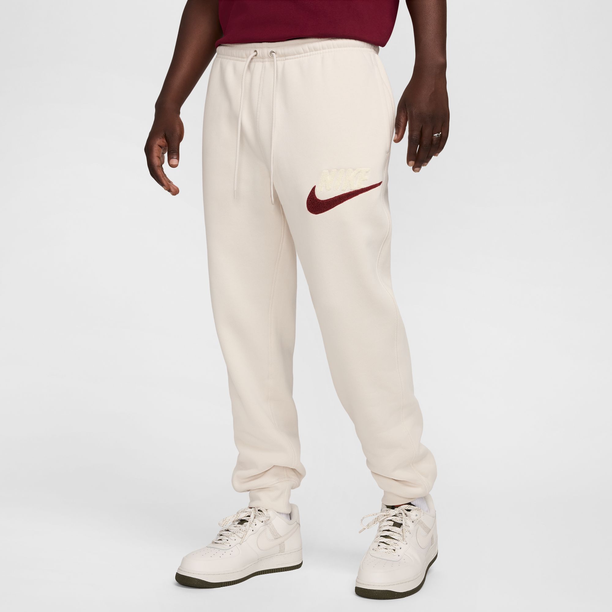 NIKE M NK CLUB BB JOGGER CHNL FTRA LT OREWOOD BRN/LT OREWOOD BRN