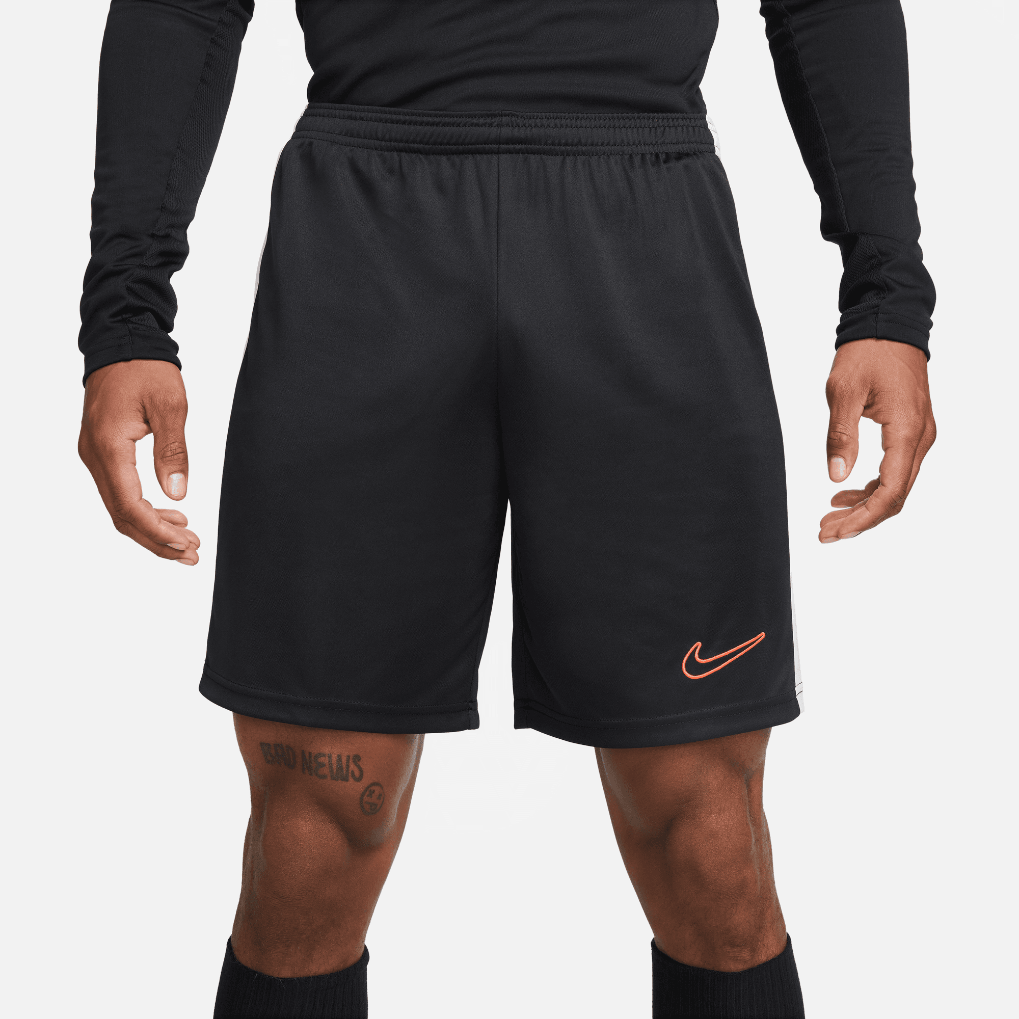 NIKE M NK DF ACD23 SHORT K BR BLACK/WHITE/BRIGHT CRIMSON – Bild 4