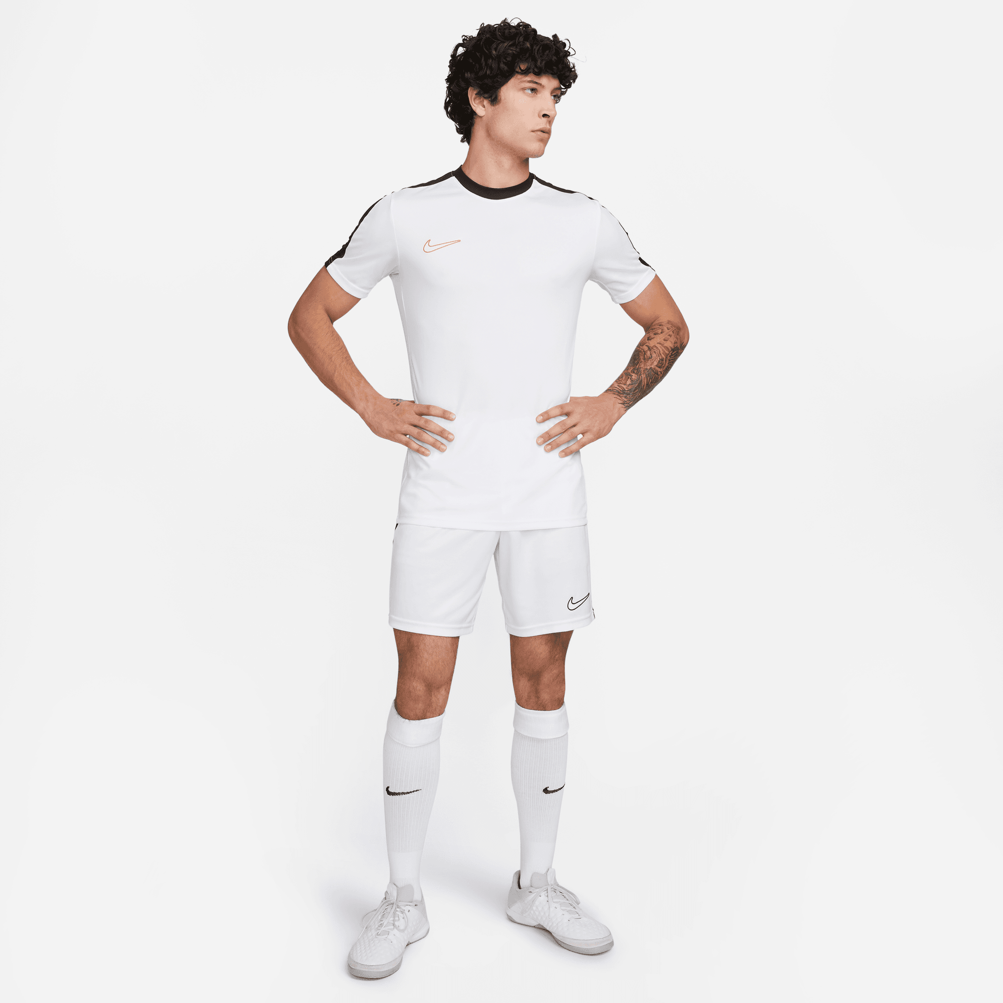 NIKE M NK DF ACD23 TOP SS BR WHITE/BLACK/BRIGHT CRIMSON – Bild 7