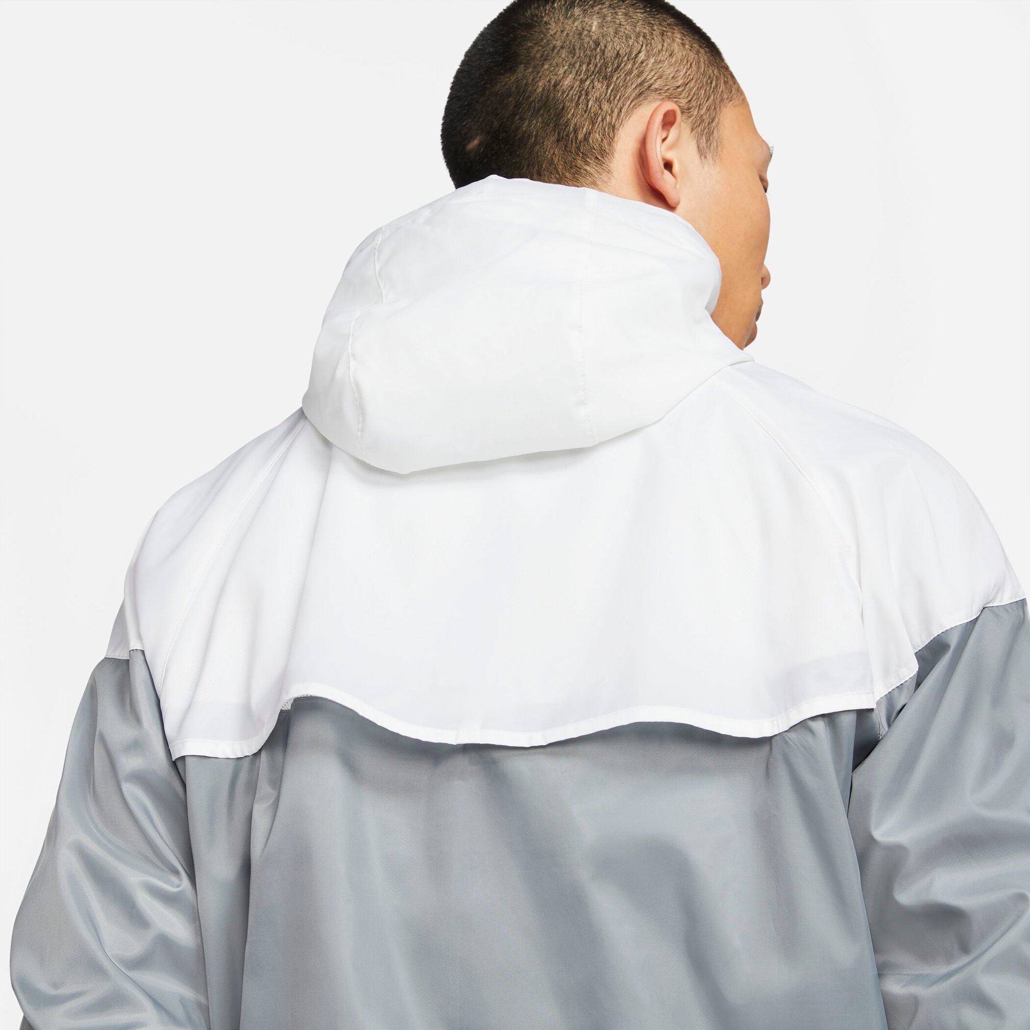 NIKE M NK WVN LND WR HD JKT SMOKE GREY/WHITE/SMOKE GRE – Bild 6