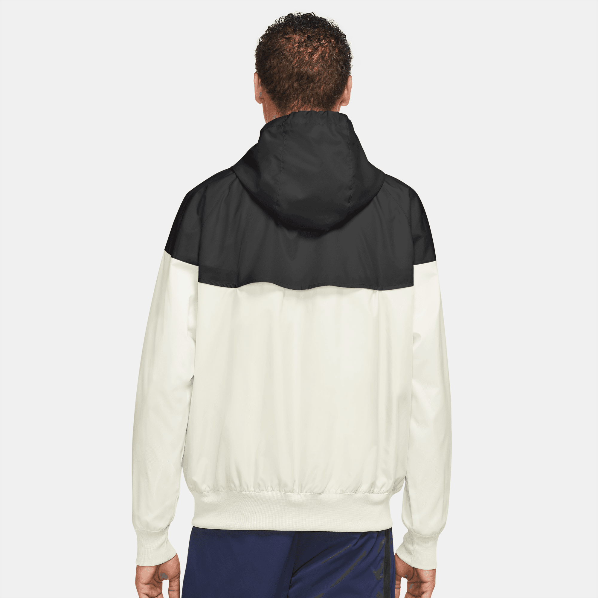 NIKE M NK WVN LND WR HD JKT SAIL/BLACK/SAIL – Bild 2