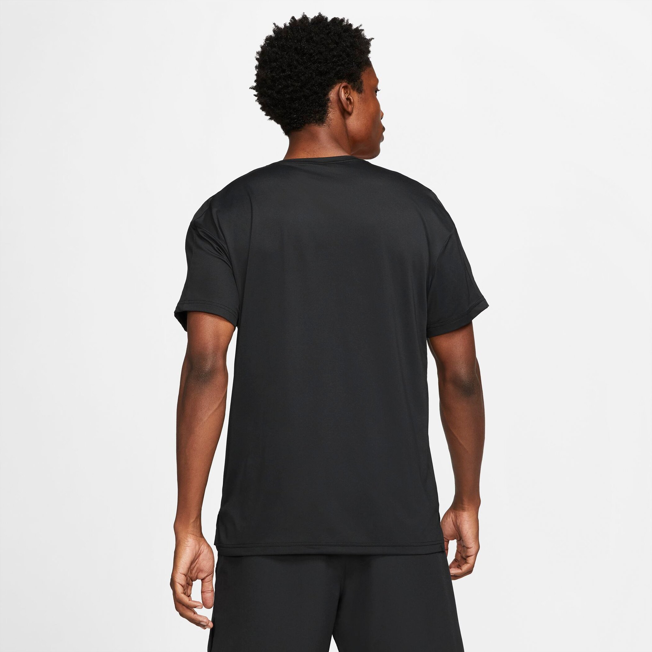 NIKE M NP DF HPR DRY TOP SS BLACK/DARK GREY – Bild 2