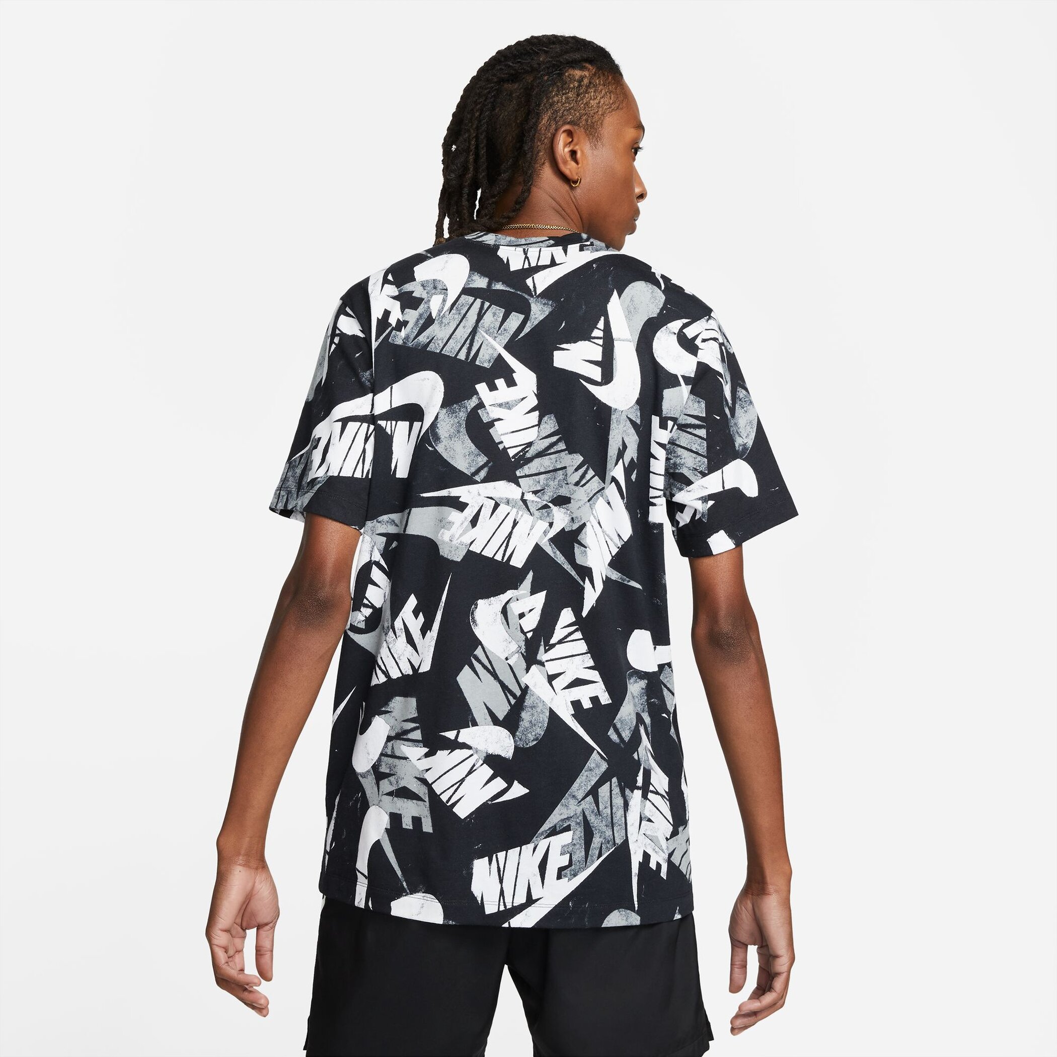 NIKE M NSW ESS+ SPORT 3 TEE – Bild 2