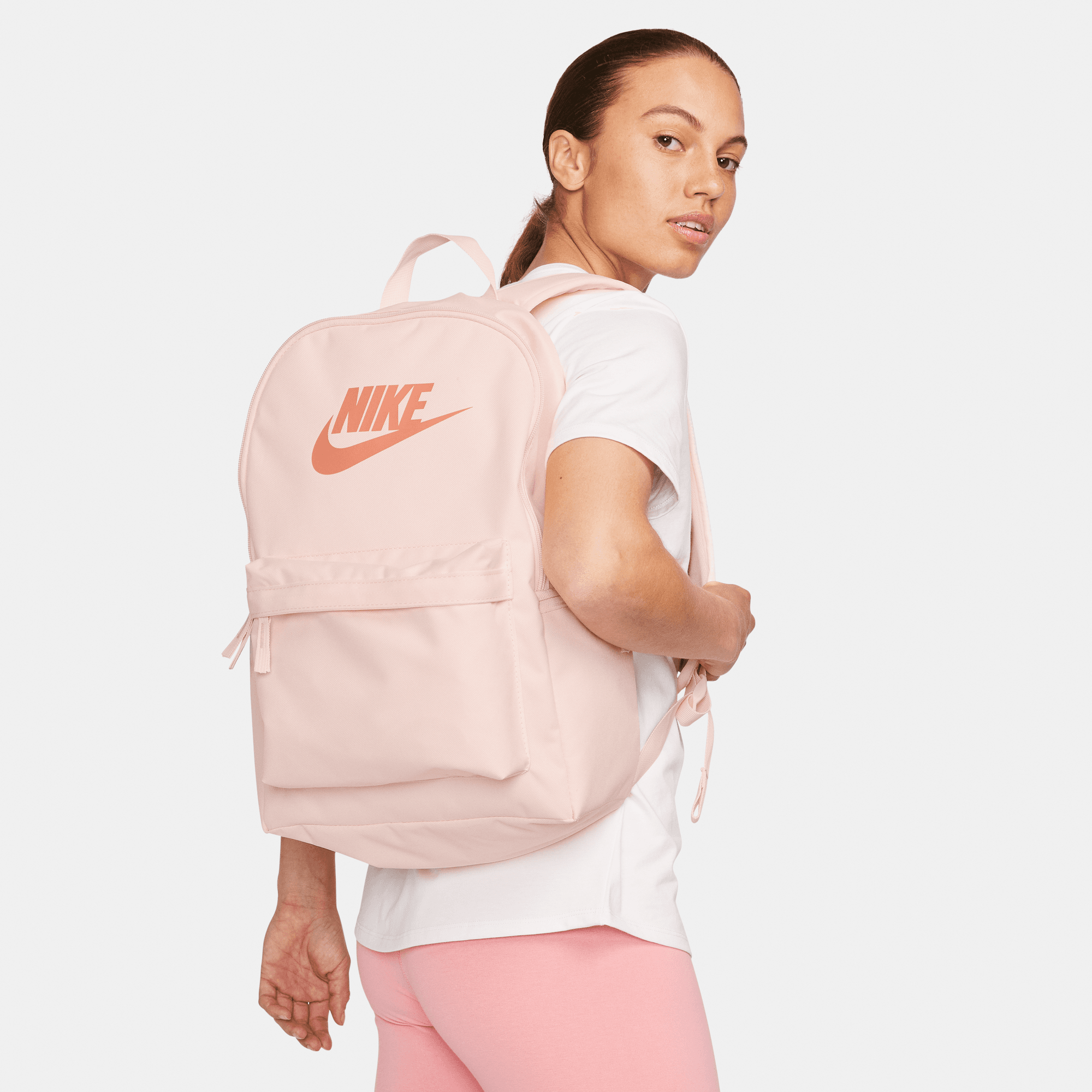 NIKE NK HERITAGE BKPK GUAVA ICE/GUAVA ICE/AMBER BROW – Bild 6