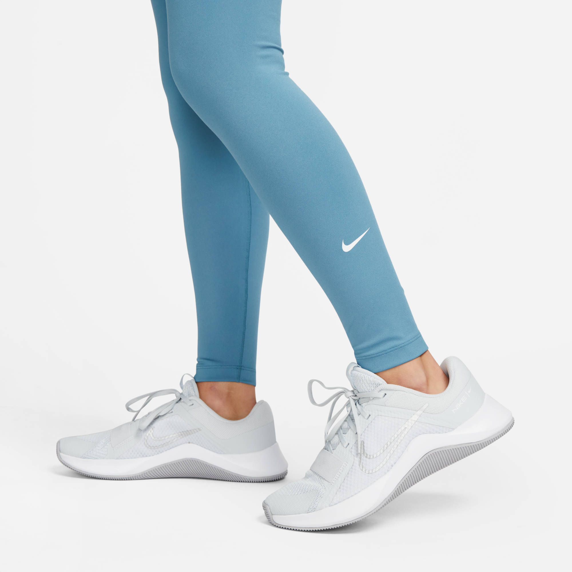 NIKE W NK ONE DF MR TGT NOISE AQUA/WHITE – Bild 5
