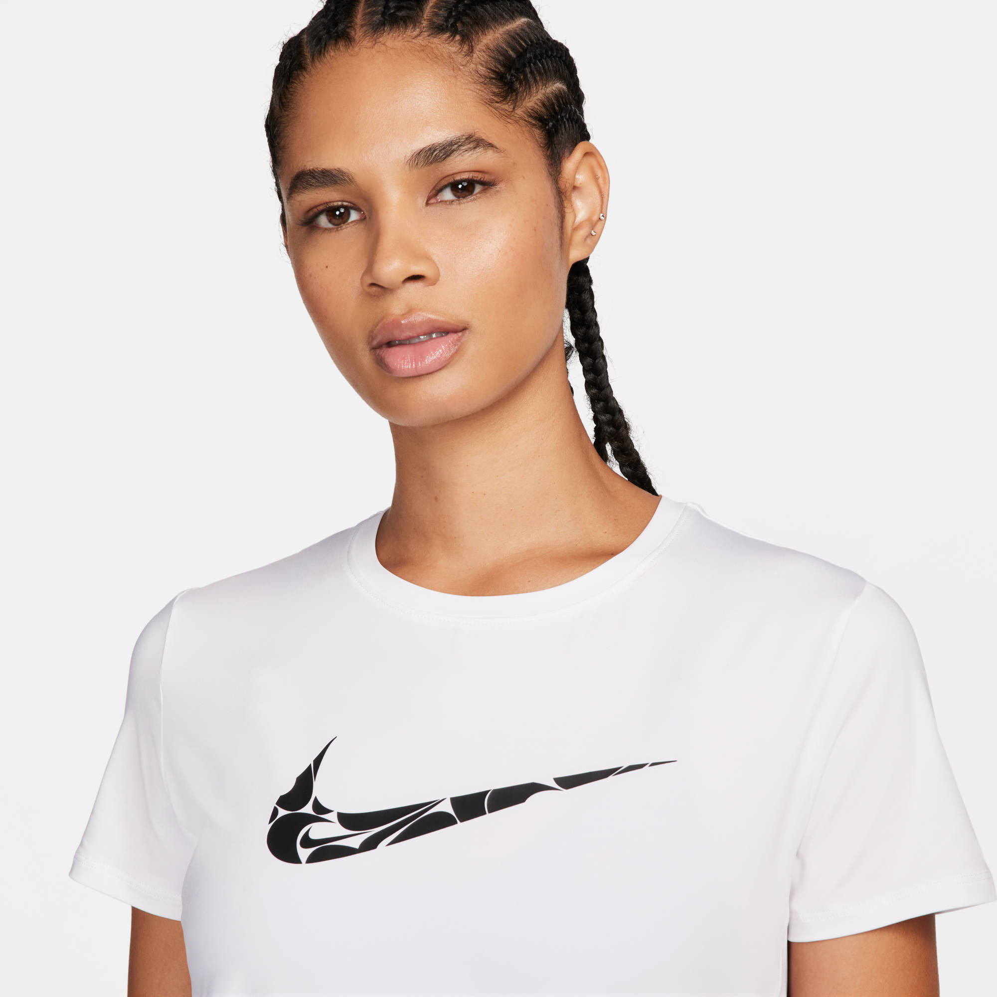 NIKE W NK ONE SWSH HBR DF SS TOP WHITE/BLACK – Bild 3