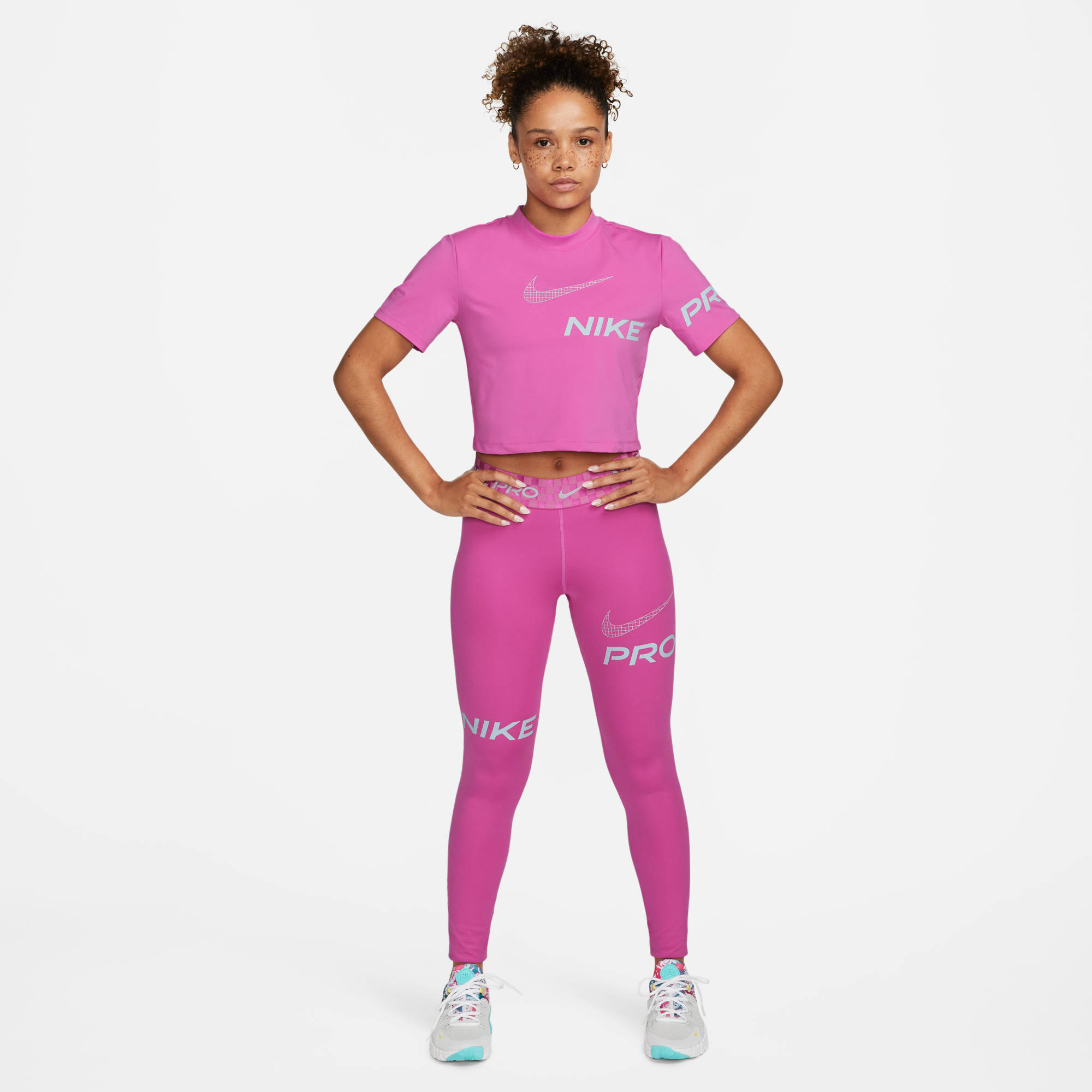NIKE W NP DF GRX SS CROP TOP ACTIVE FUCHSIA/OCEAN BLISS – Bild 5