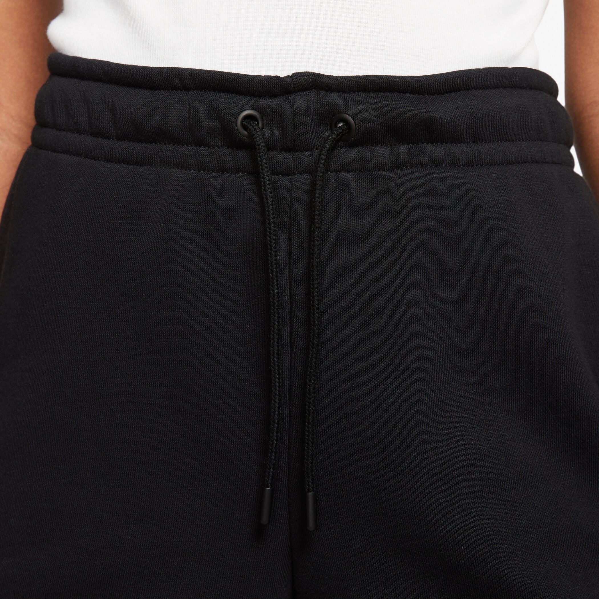 NIKE W NSW ESSNTL FLC HR SHORT FT BLACK/WHITE – Bild 6