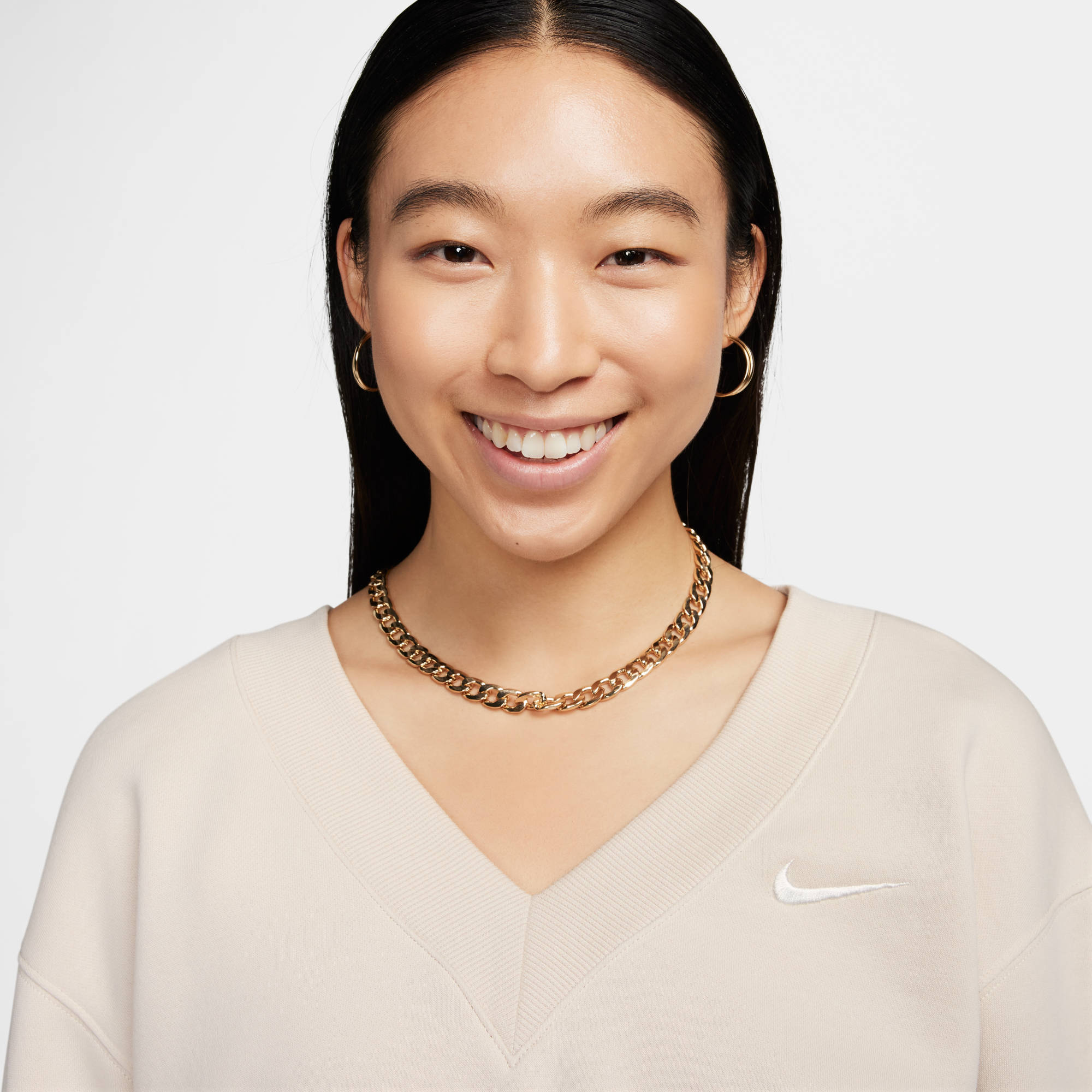 NIKE W NSW PHNX FLC CROP VNECK LT OREWOOD BRN/SAIL – Bild 3