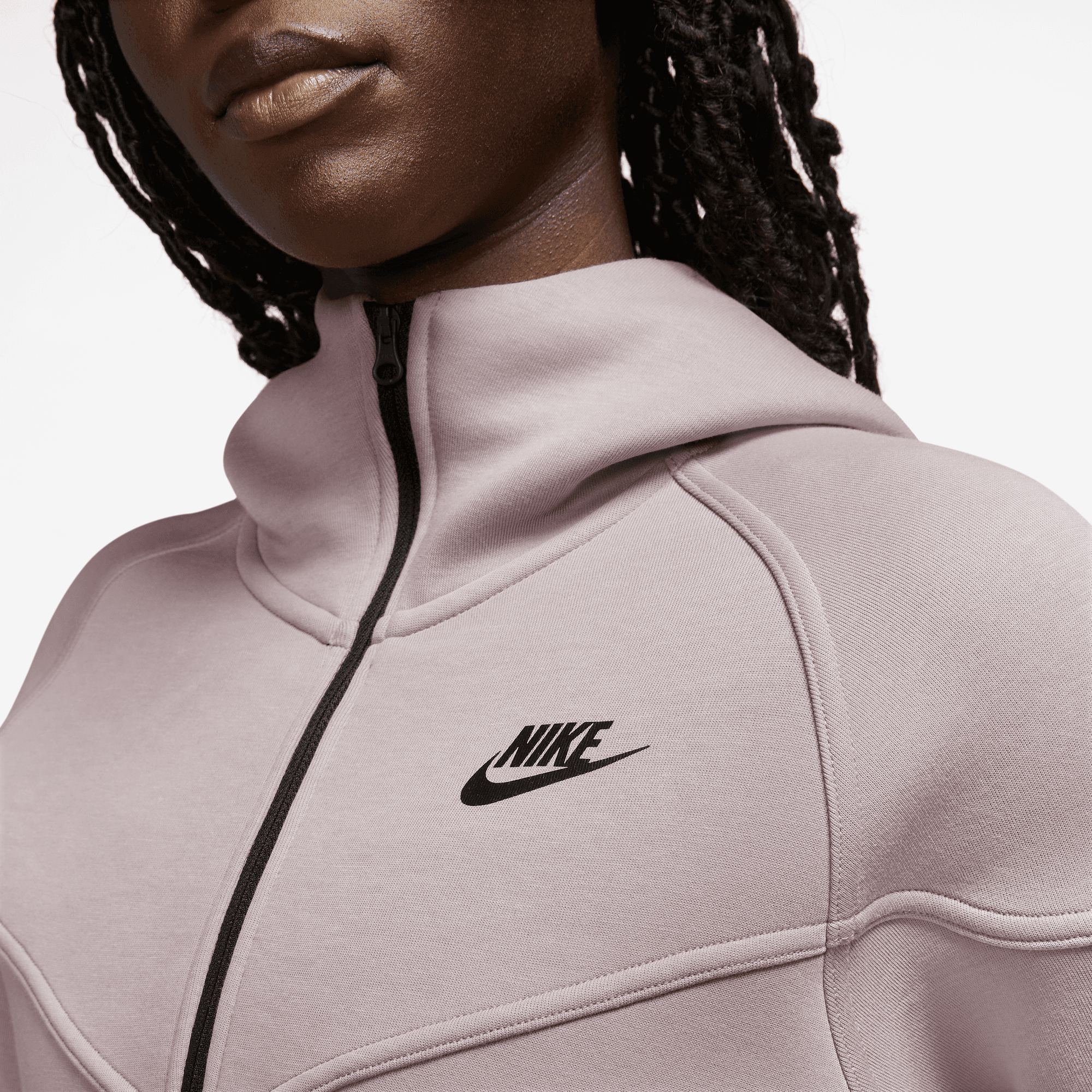 NIKE W NSW TCH FLC WR FZ HDY PLATINUM VIOLET/BLACK – Bild 3