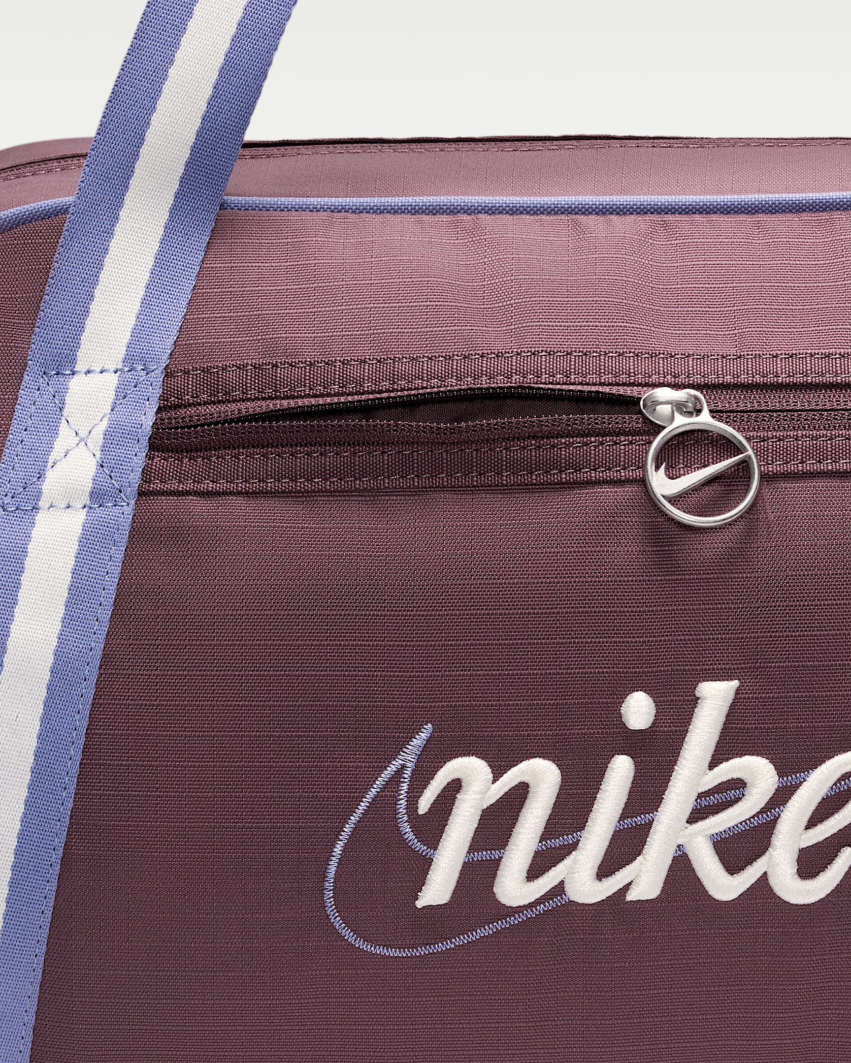 NIKE W NK GYM CLUB - RETRO TATTOO/IRON PURPLE/SAIL – Bild 6