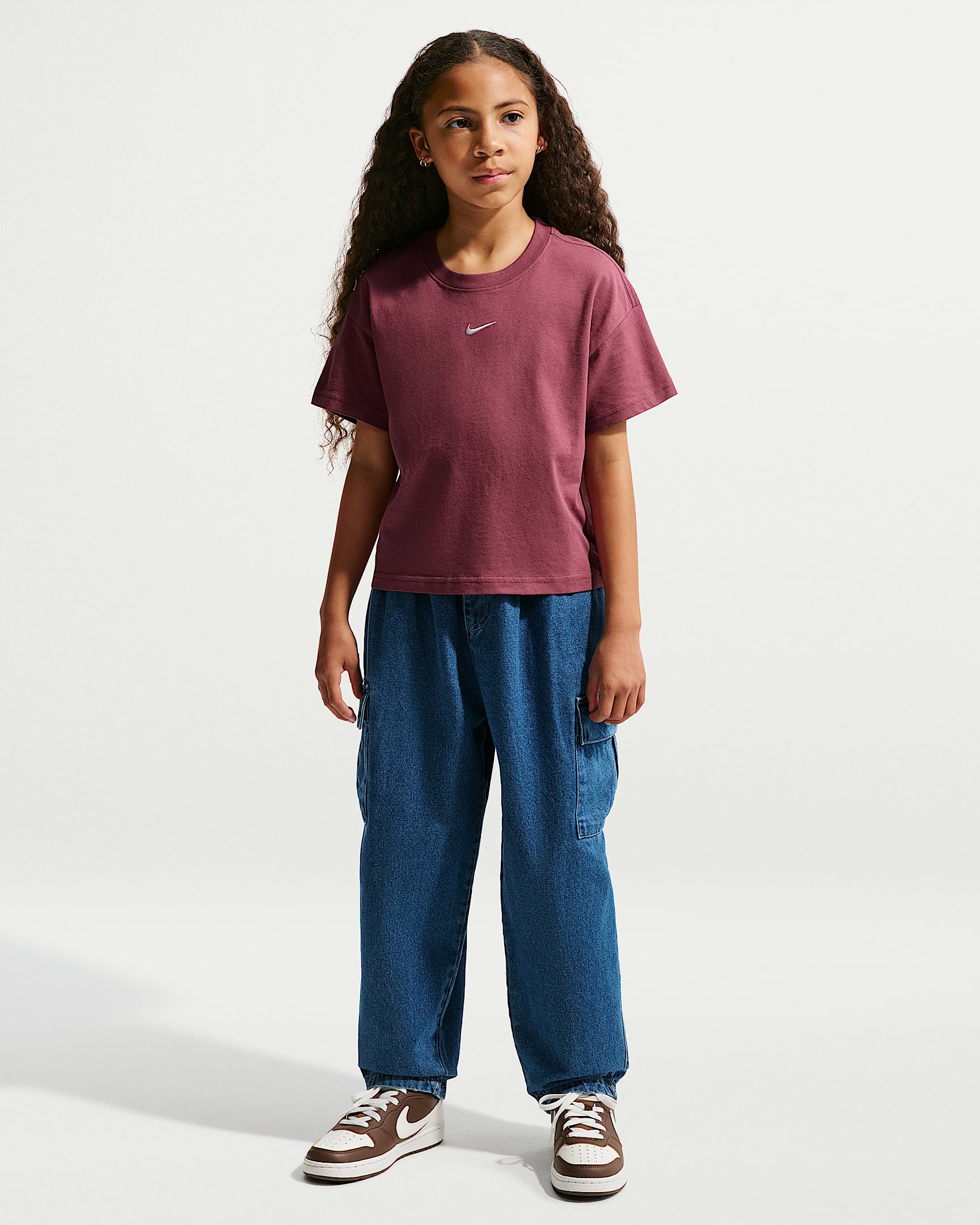 NIKE G NSW TEE BOXY ESSNTL LBR MOON PARTICLE – Bild 4