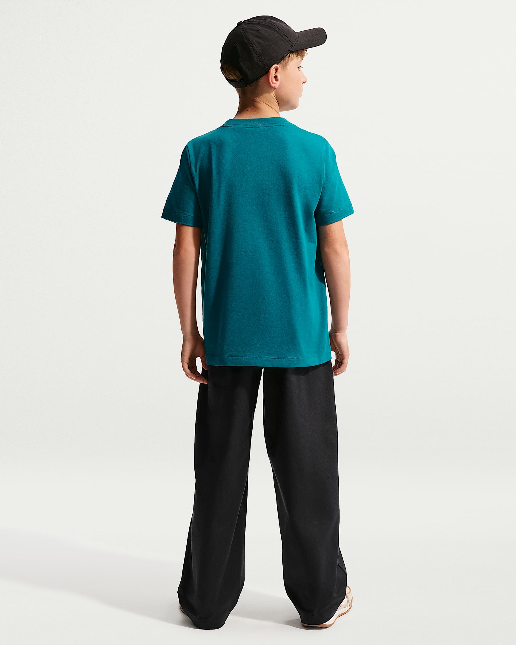NIKE K NSW TEE EMB FUTURA LBR BRIGHT SPRUCE – Bild 5
