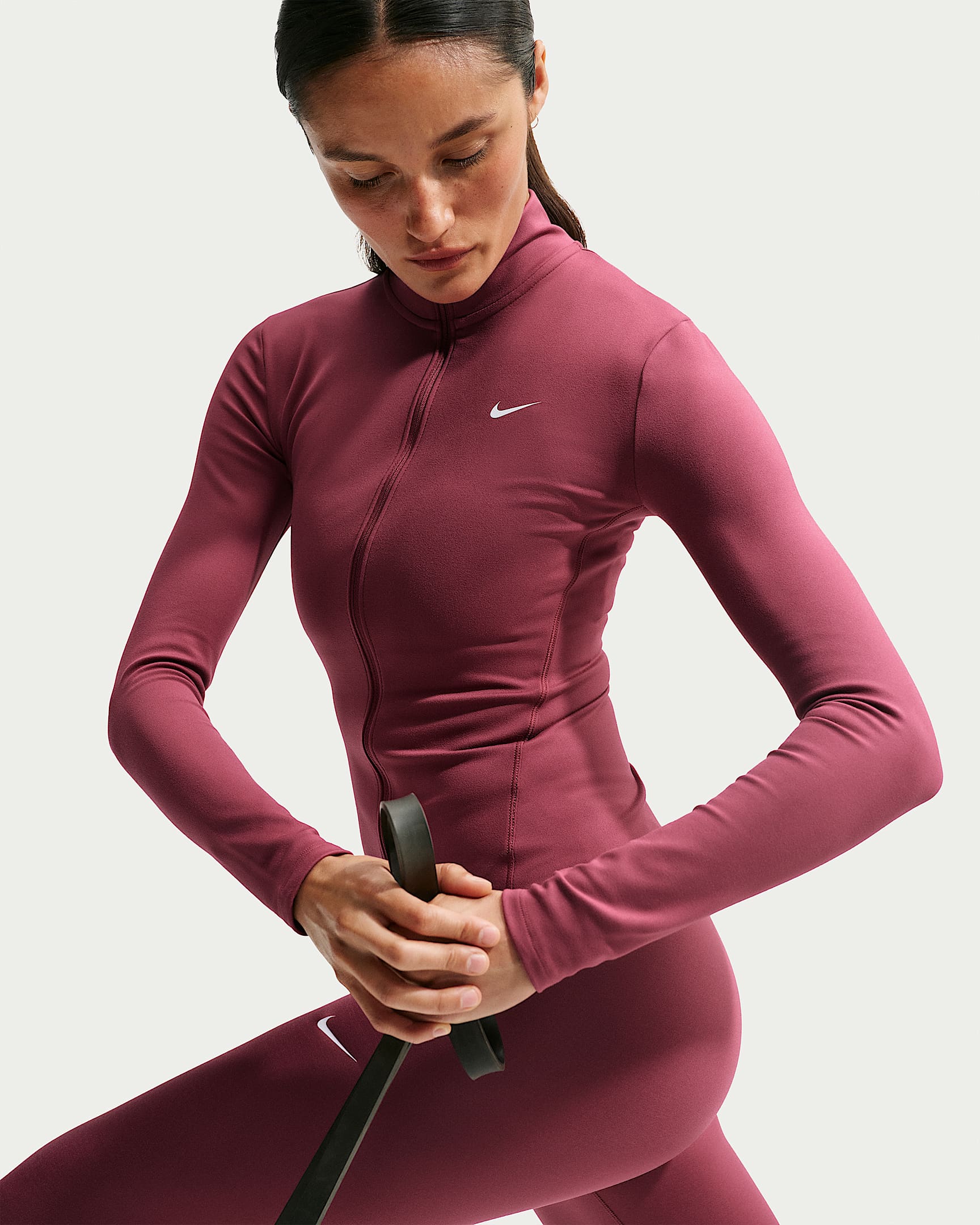 NIKE W NK ONE DF FZ FITTED JKT PINK SMOKE/WHITE – Bild 3