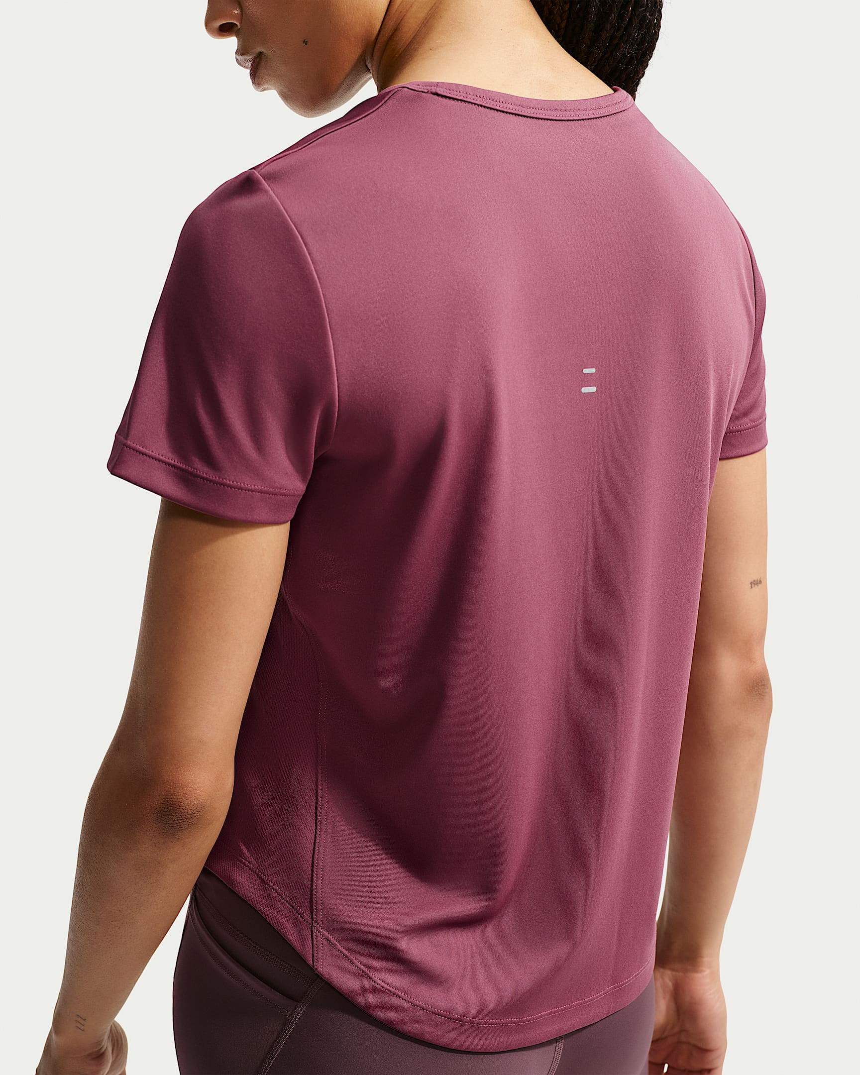 NIKE W NK TEMPO DF SS TOP PINK SMOKE/REFLECTIVE SILV – Bild 2
